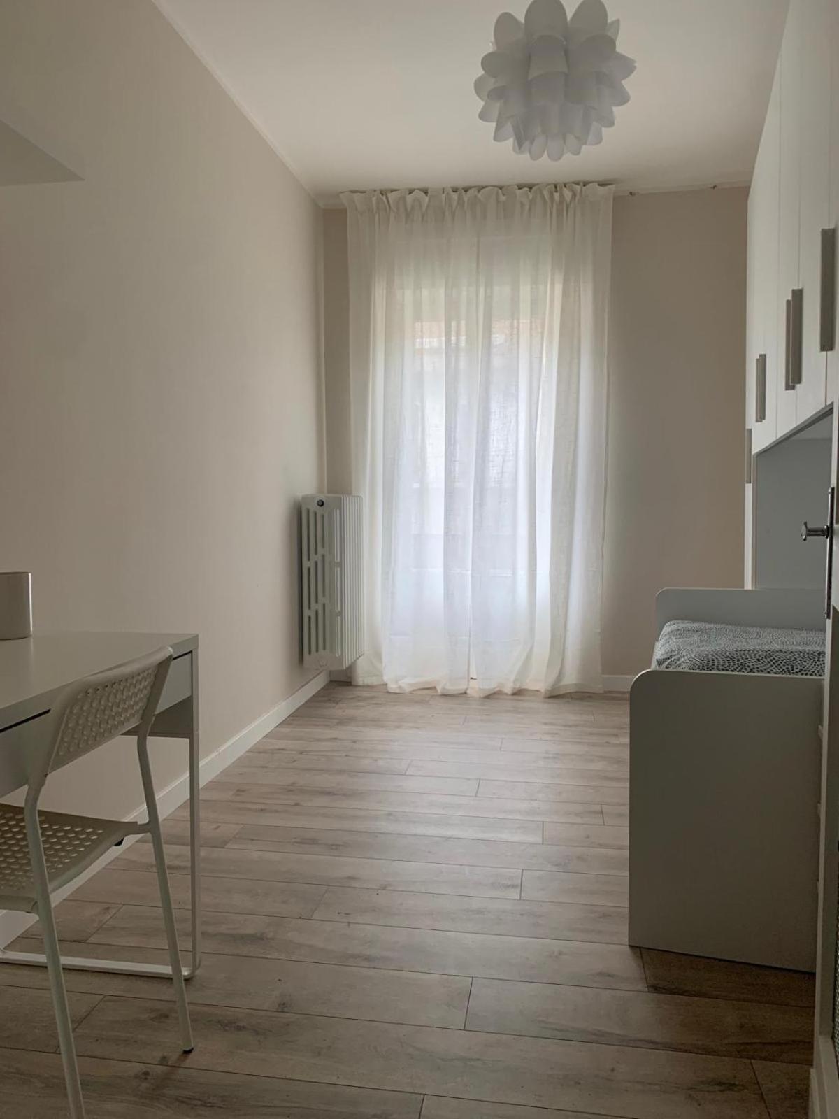 La Casa Di Tina - Civenna Villa Luaran gambar
